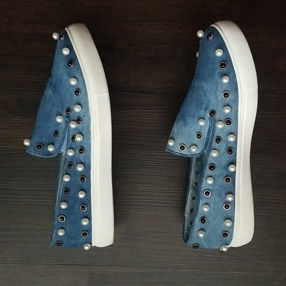 Denim loafer style slip on shoes - Picture 3 of 5
